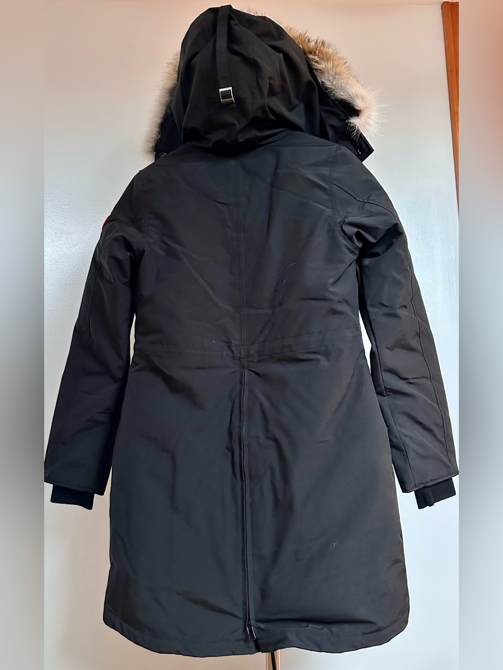 NWT Canada Goose Black Rossclair Parka Women’s with Fur-Trim Hood - Picture 5 of 5